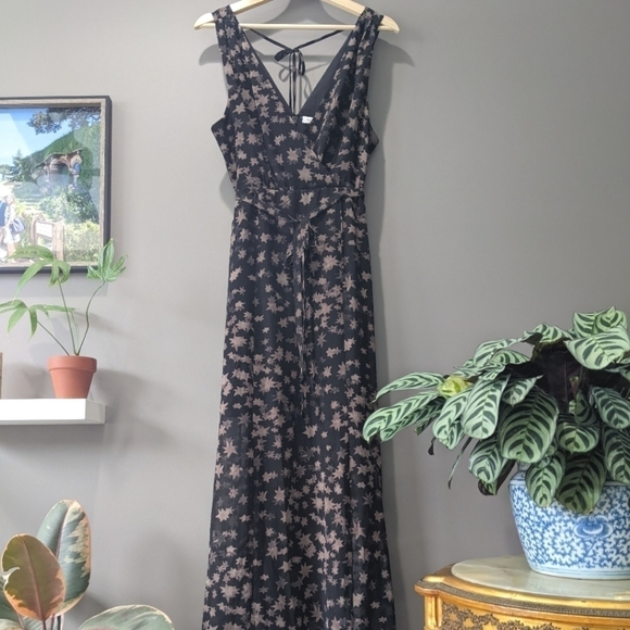 Bcbg Stars Print Faux Wrap Dress Black size 6 - Picture 2 of 7